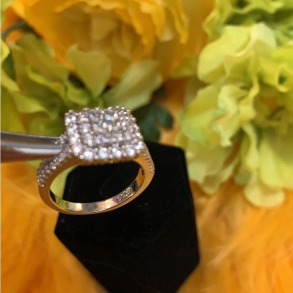Sz 7 Square Setting  & Micro Pave Diamond Ring 925 NEW! - Picture 3 of 5